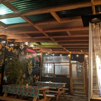 Que Pasa Cantina - Sitting area outside with heaters - Mexican Near Me - Portland, Oregon Que Pasa Cantina - Sitting area outside with heaters - Mexican Near Me - Portland, Oregon