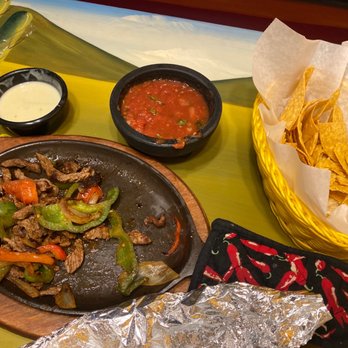 El Patio Mexican Grille - Delicious fajitas - Mexican Near Me - Bluefield, Virginia