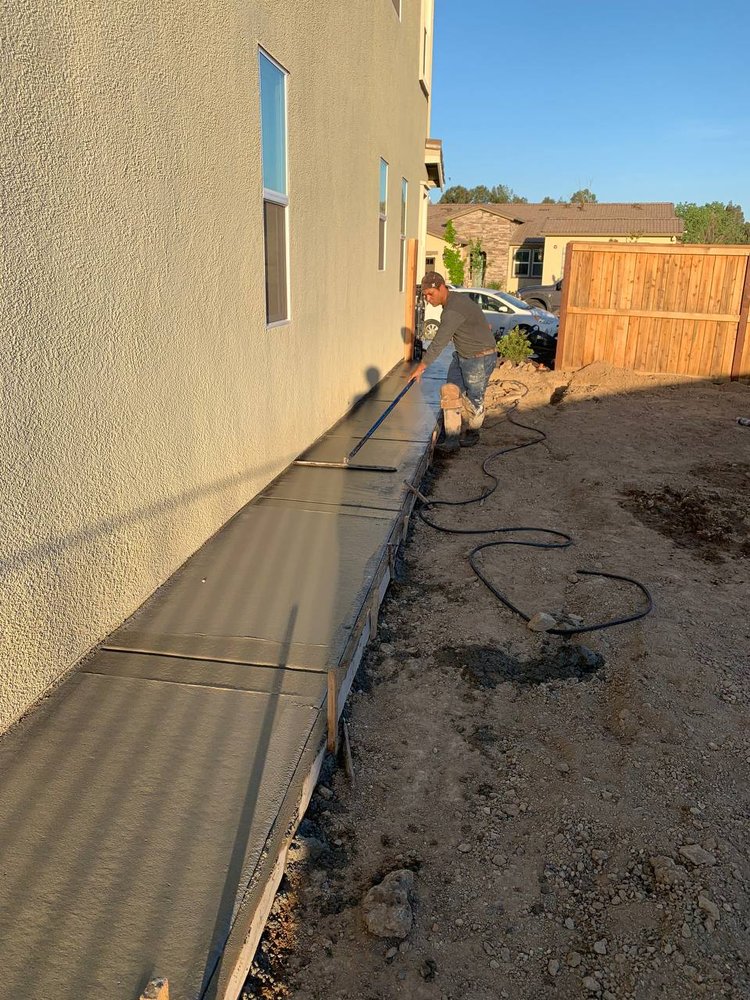 Slide of R and G Construction and  Engineering