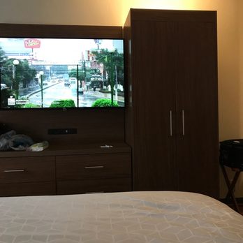 Holiday Inn Express Poughkeepsie - Very comfortable room. - Hotels Near Me - Poughkeepsie, New York
