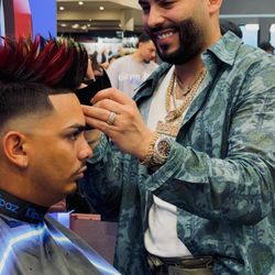 Celebrity Barber Studio