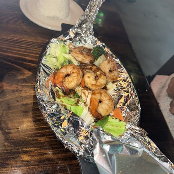 Moon Thai & Japanese - Sushi Bars Near Me - Kendall, Florida