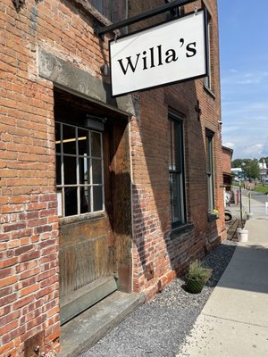 Willa's by null