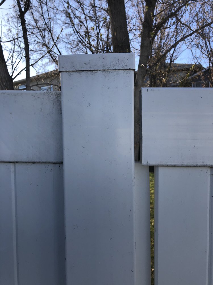 FIRST CLASS FENCING Updated September 2024 10 Photos Calgary