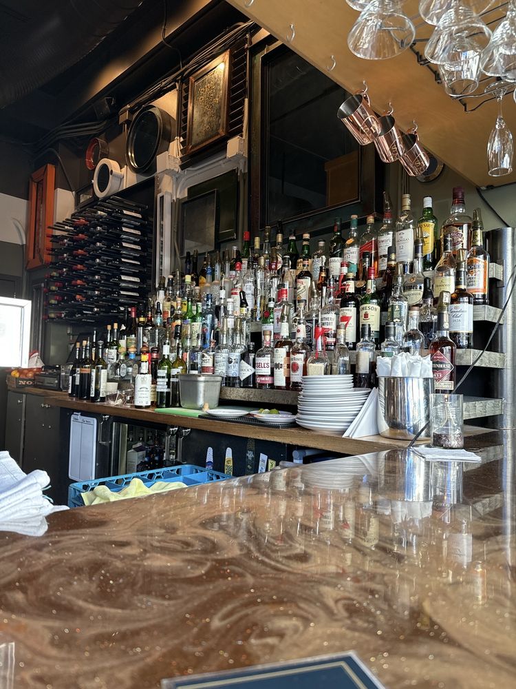 Carmel's Restaurant and Bar