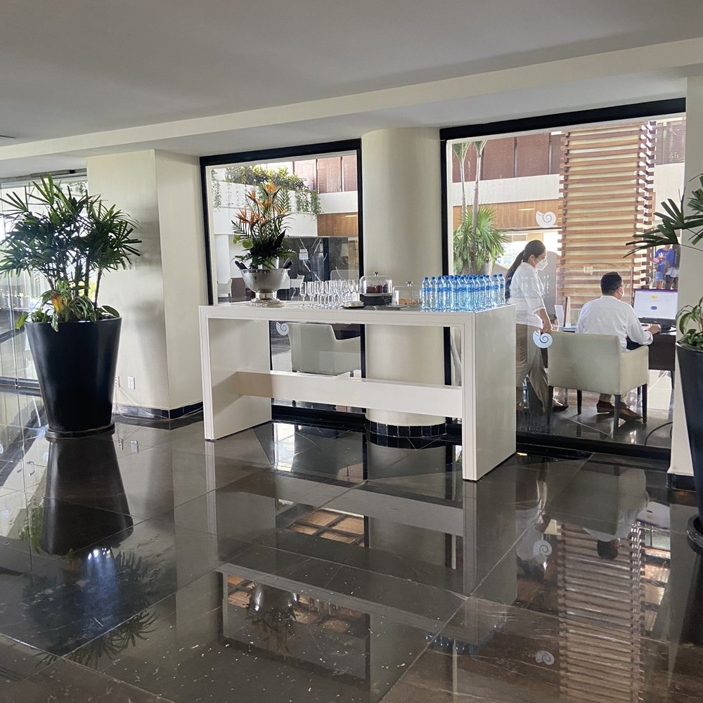 Now Emerald - Lobby - Resorts Near Me - Cancún, ROO Now Emerald - Lobby - Resorts Near Me - Cancún, ROO