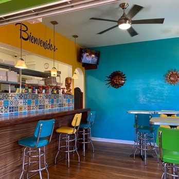 Federico’s - Inside-but it was closed - Mexican Near Me - Hanalei, Hawaii