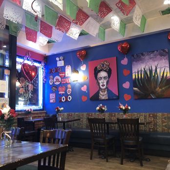 Estrellita Mixteca - Beautiful Valentines Day Decorations - Mexican Near Me - The Bronx, New York Estrellita Mixteca - Beautiful Valentines Day Decorations - Mexican Near Me - The Bronx, New York