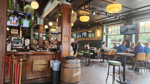 Jameson’s Pub by null