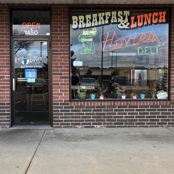 Hovie's - Breakfast & Brunch Near Me - Eagan, Minnesota
