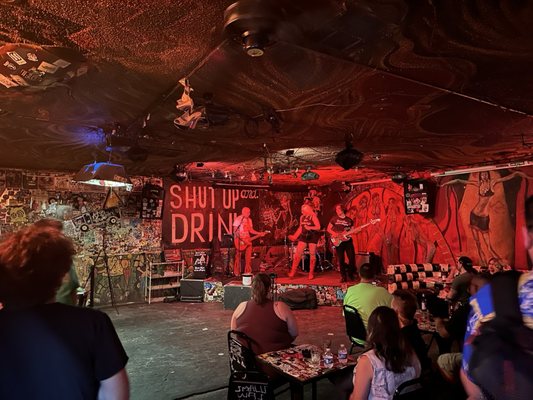 Double Down Saloon by null