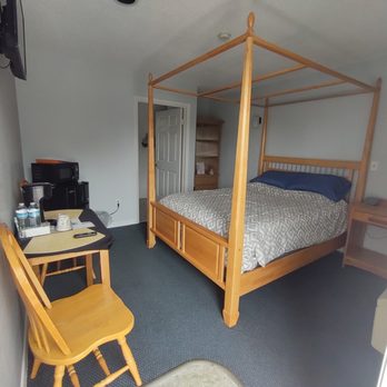 Sunshine Inn - Handicap/Queen Room - Hotels Near Me - Greenwich, New York Sunshine Inn - Handicap/Queen Room - Hotels Near Me - Greenwich, New York