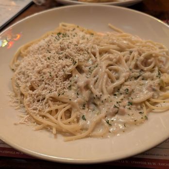 The Old Spaghetti Factory - Baby Clams & Brown Butter Pasta - Italian Near Me - Sacramento, California