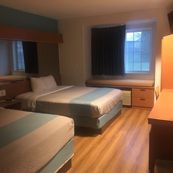 Motel 6 - A two bed ADA room. Very nice & comfy. - Hotels Near Me - Sutherlin, Oregon Motel 6 - A two bed ADA room. Very nice & comfy. - Hotels Near Me - Sutherlin, Oregon
