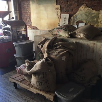 Blackbird Coffee - Good coffee - Coffee & Tea Near Me - Milledgeville, Georgia Blackbird Coffee - Good coffee - Coffee & Tea Near Me - Milledgeville, Georgia