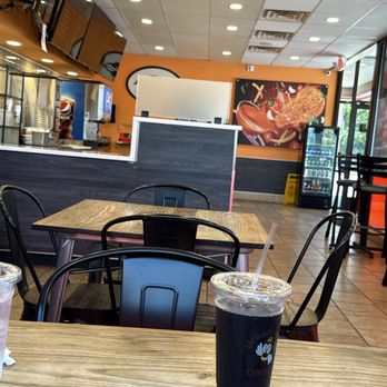 Urban Hot Chicken - Inside seating area - Chicken Shop Near Me - Baltimore, Maryland