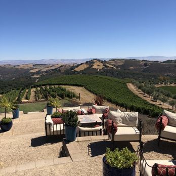 DAOU Vineyards - Wineries Near Me - Paso Robles, California DAOU Vineyards - Wineries Near Me - Paso Robles, California