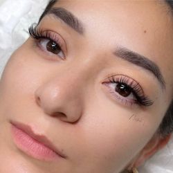Nikki Lashes and Brows - Natural set