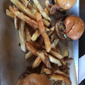 Adler's - Slider Flight - Burgers Near Me - Davenport, Florida