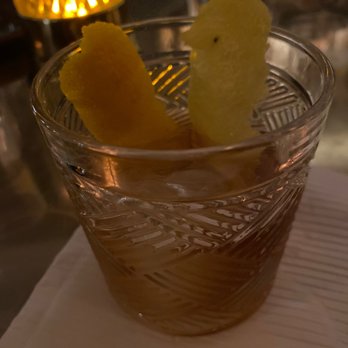 Weather Up - Champagne Old Fashioned - Bars Near Me - New York, New York Weather Up - Champagne Old Fashioned - Bars Near Me - New York, New York