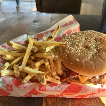 Laguna Burger - Burgers Near Me - Albuquerque, New Mexico