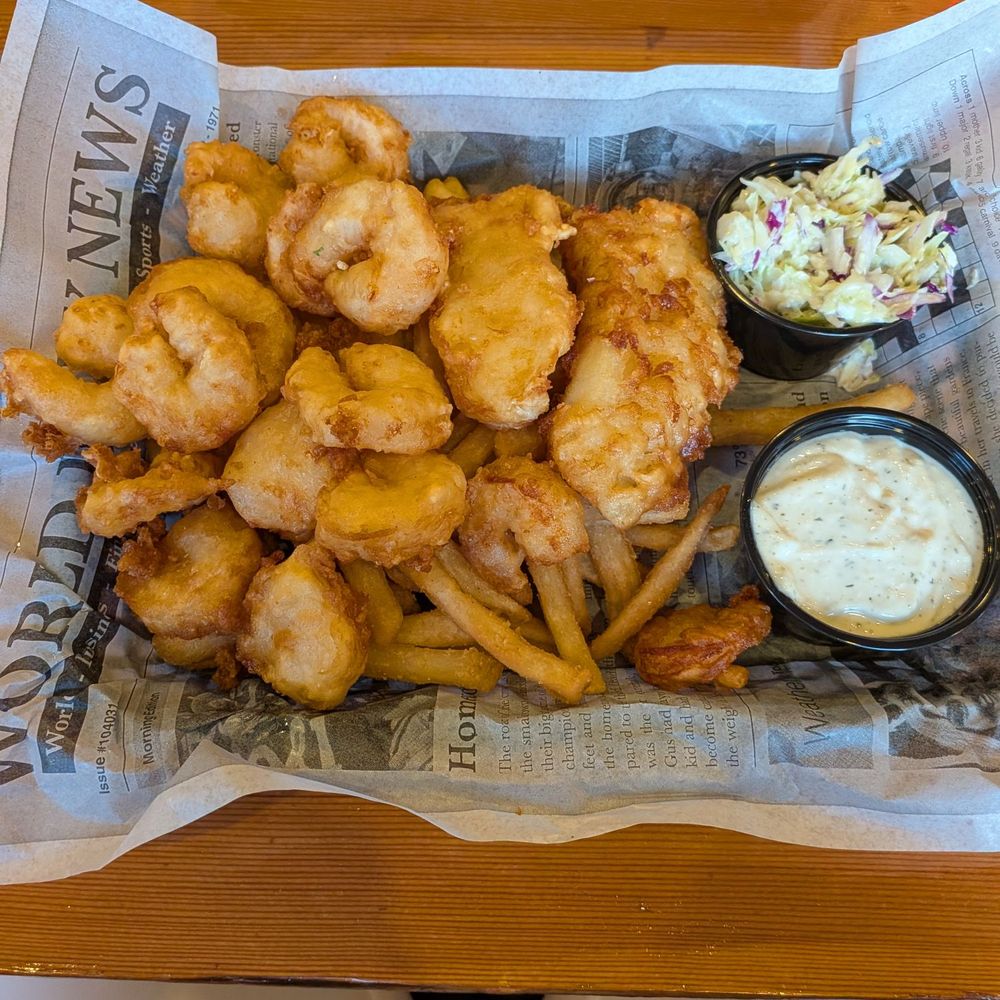 Hook & Line Pub - Seafood Basket - Seafood Near Me - Port Angeles, Washington