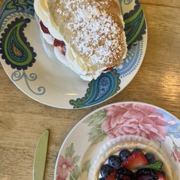 Strawberry Cream Puff