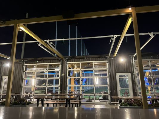 Topgolf by null