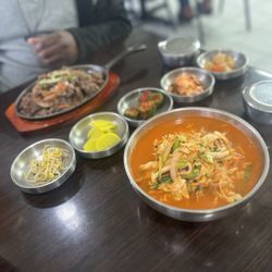 Jjamppong and Bul-Go- Gi