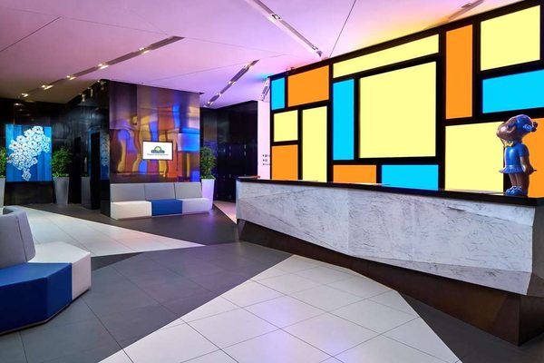 Days Hotel by Wyndham Singapore at Zhongshan Park by null