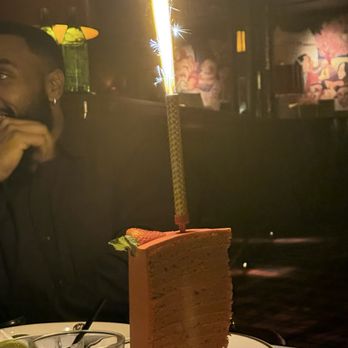 Drake's Hollywood - Strawberry cake - Steakhouses Near Me - Houston, Texas