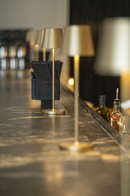 Elaine's Restaurant and Bar by null