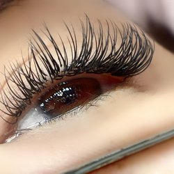 Laura's Beauty Studio - Classic lashes $100. Instagram.com/lauradoanart for more pictures and availability