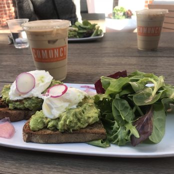 Comoncy - Avocado toast with small salad - Cafes Near Me - Los Angeles, California Comoncy - Avocado toast with small salad - Cafes Near Me - Los Angeles, California