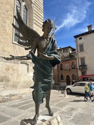 Basilica di Sant' Anastasia by null