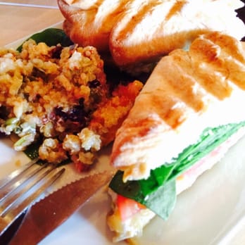 Cafe Pyrus - Cafes Near Me - Kitchener, Ontario