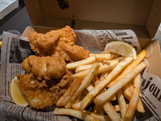 Le Marine Fish & Grill by null