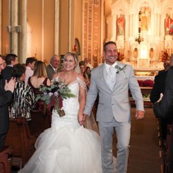 LA Flowers - Bridal bouquet designed by L.A. Flowers, Inc. Beautiful photo taken by Reflections by Tracey Photography.