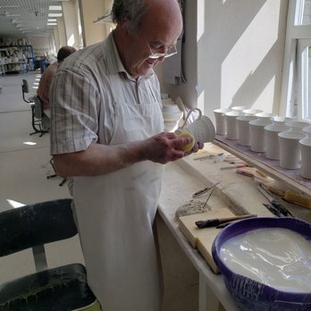 Belleek Pottery Visitor Centre - Visitor Centers Near Me - Enniskillen, FER