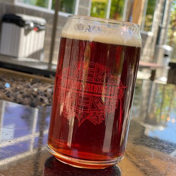 Top Rung Brewing Company - a pint of beer - Breweries Near Me - Lacey, Washington Top Rung Brewing Company - a pint of beer - Breweries Near Me - Lacey, Washington