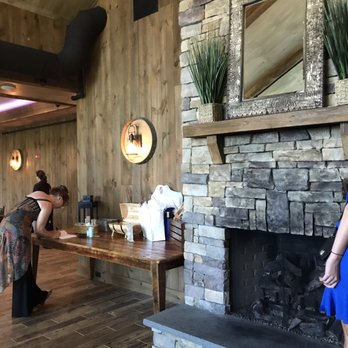 Birch Wood Vineyards - Party & Event Planning Near Me - Derry, New Hampshire