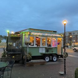 Royal Scot Sips & Eats