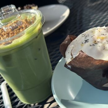 The History Coffee - Matcha with vegan lemon poppy muffin - Coffee & Tea Near Me - Los Angeles, California