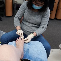 Deluxe pedicure