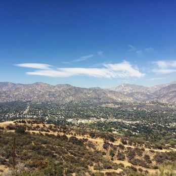 Cherry Canyon Park - Looking from Cherry Canyon to the San Gabriel Mountains (I think) - Hiking Near Me - La Cañada Flintridge, California Cherry Canyon Park - Looking from Cherry Canyon to the San Gabriel Mountains (I think) - Hiking Near Me - La Cañada Flintridge, California
