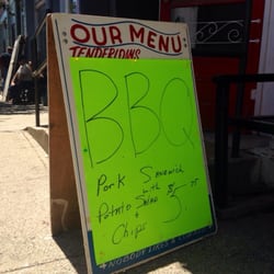 Glenn's Food & Pub - I tried this special. Can't beat that price.