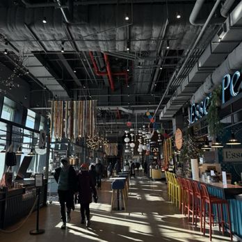 Pier 57 - Indoor market area - Parks Near Me - New York, New York Pier 57 - Indoor market area - Parks Near Me - New York, New York