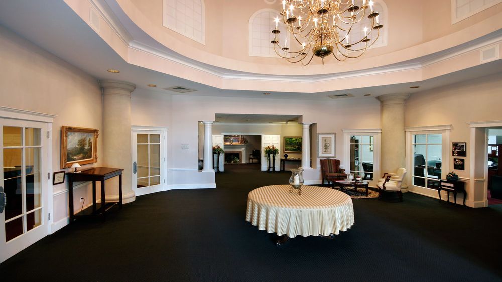 EARTHMAN SOUTHWEST FUNERAL HOME Updated August 2024 18 Photos