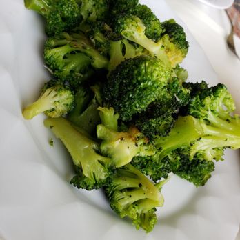 Villa Maria Restaurant - Garlic sauteed broccoli was ohhh soo good, really hit the spot - Italian Near Me - Ravello, SA Villa Maria Restaurant - Garlic sauteed broccoli was ohhh soo good, really hit the spot - Italian Near Me - Ravello, SA