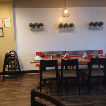 Chicha Peruvian Kitchen - Seating area - Peruvian Near Me - Roseville, California Chicha Peruvian Kitchen - Seating area - Peruvian Near Me - Roseville, California